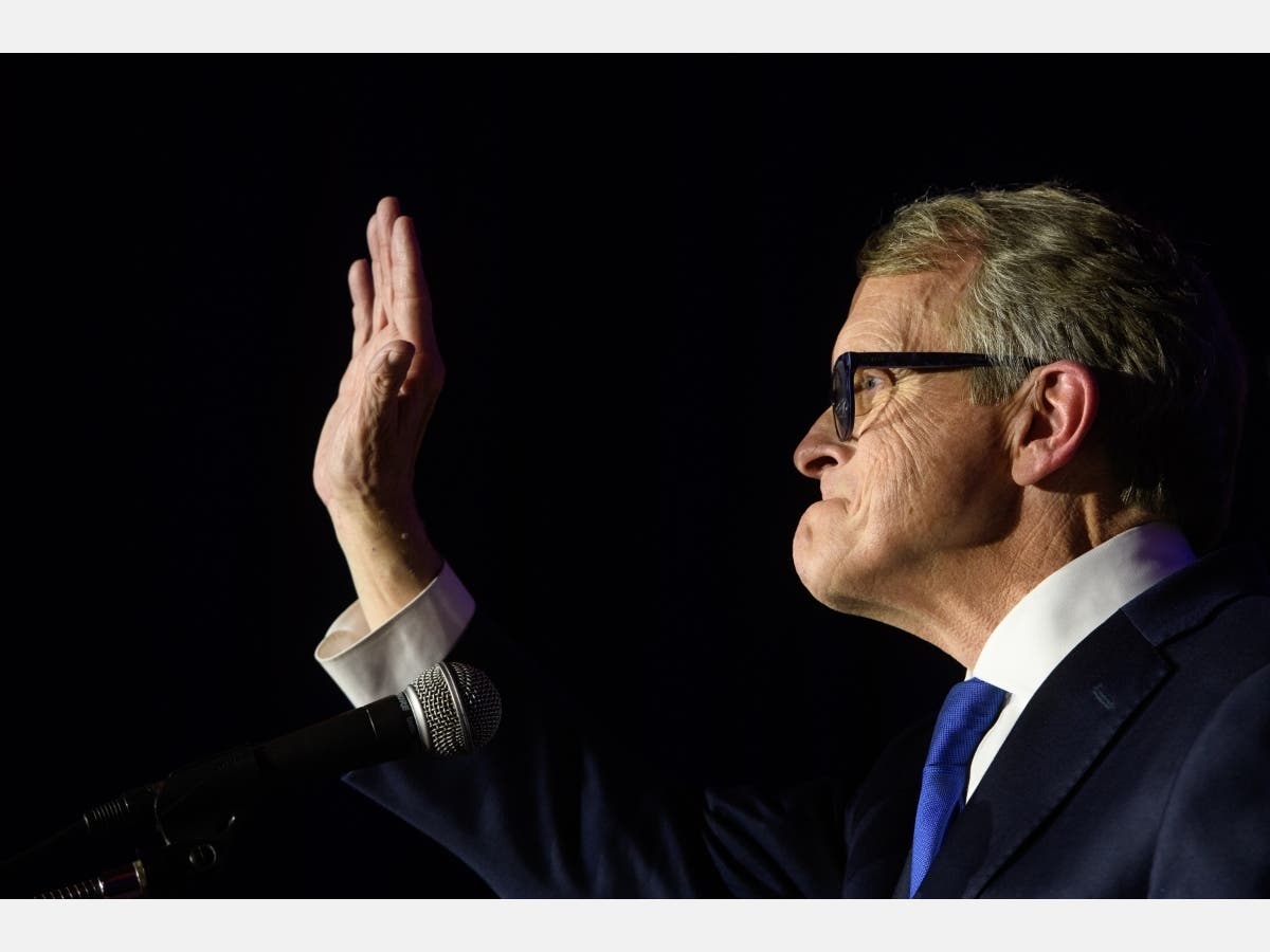 Ohioans have rallied around Gov. Mike DeWine amid the new coronavirus outbreak, a new survey finds. 