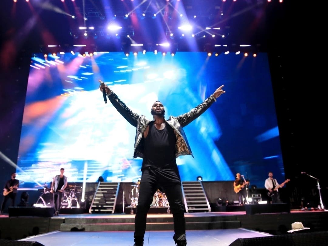Jason Derulo performs onstage with Florida Georgia Line during 2018 Stagecoach California's Country Music Festival at the Empire Polo Field on April 27, 2018 in Indio, California.