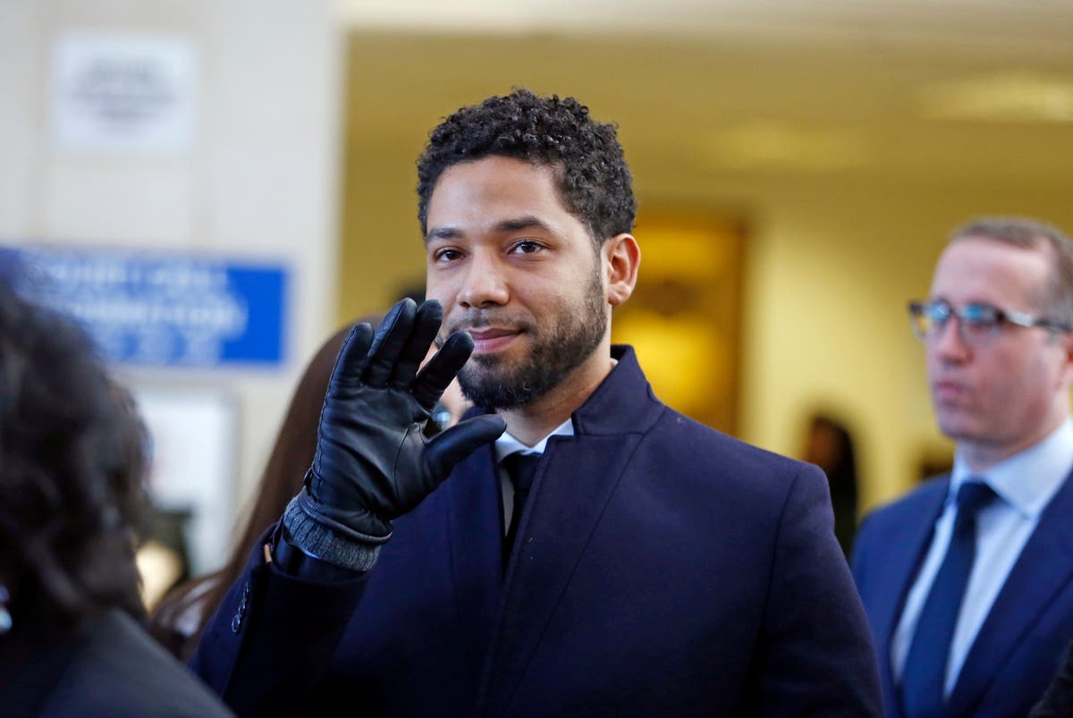 City of Chicago officials are ordering Jussie Smollett to cover the cost his investigation.