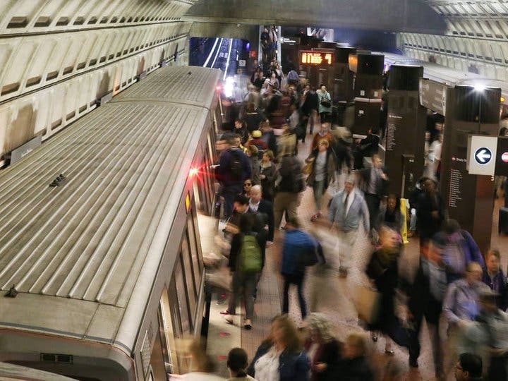 If you're taking the Metro this weekend, you should plan accordingly. Three Metro lines will be single-tracking.
