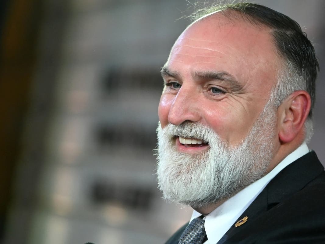 Celebrity chef and humanitarian José Andrés has been named TIME for Kids' 2019 Person of the Year​.​