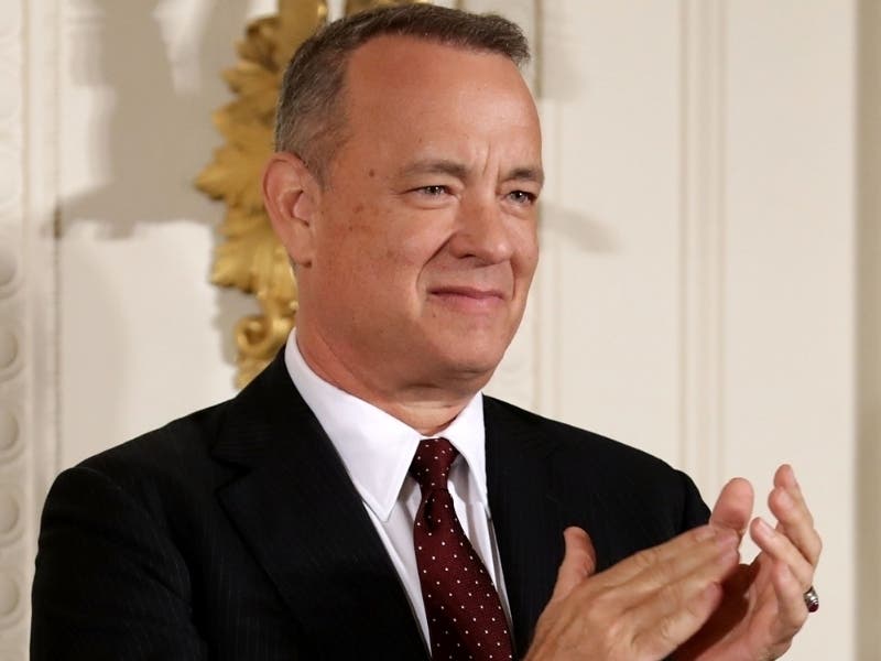  The Hollywood Foreign Press Association announced Tuesday that eight-time Golden Globe winner and fifteen-time nominee Tom Hanks will be honored with the Cecil B. DeMille Award at the 77th Annual Golden Globes.