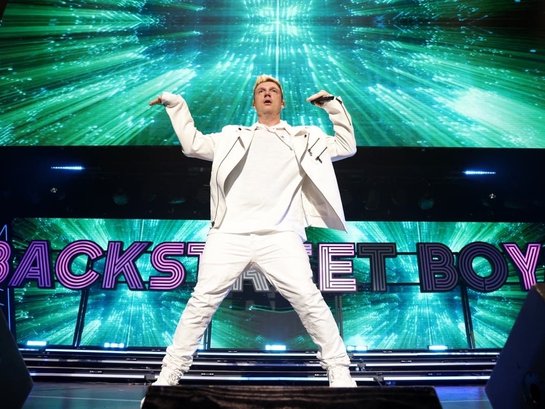 A woman who claims Backstreet Boys singer Nick Carter raped her in 2001 announced her lawsuit Thursday in Beverly Hills. 