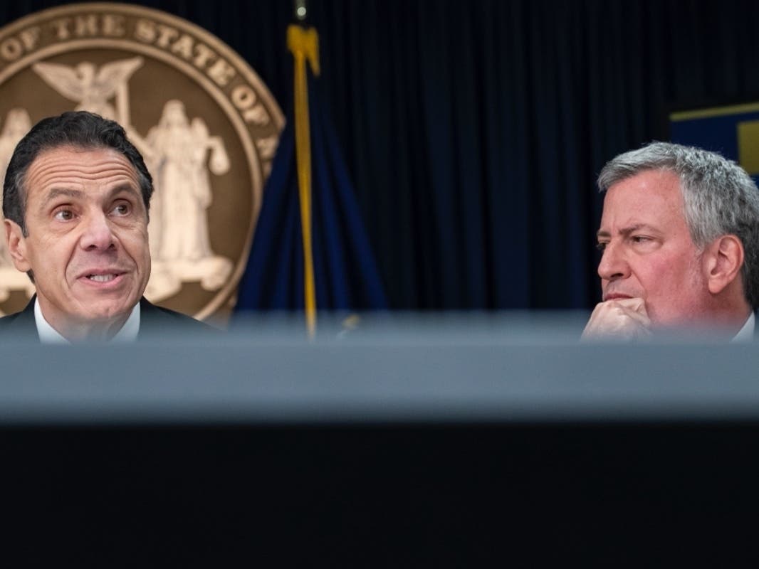 A sexual harassment scandal didn’t stop Gov. Andrew Cuomo from needling New York City. Mayor Bill de Blasio wasn’t pleased.