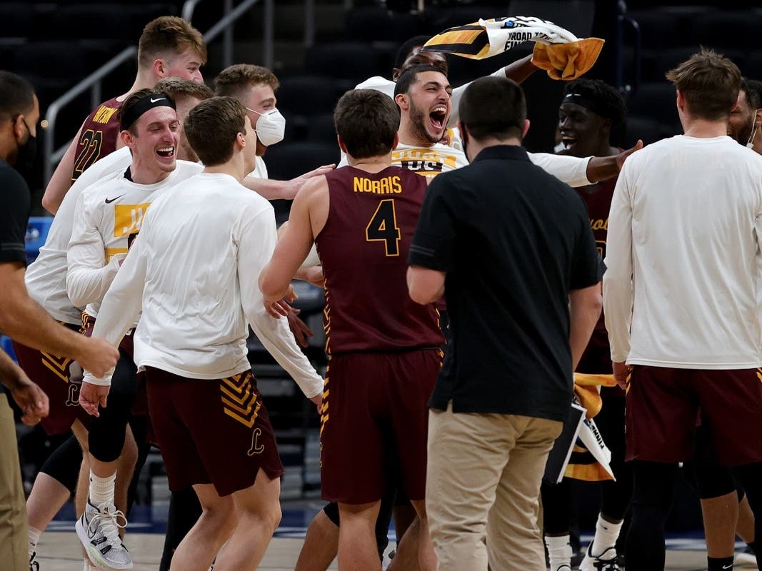 The Loyola Ramblers will have a familiar face taking over their program after Drew Valentine, 29, was named to take over for Porter Moser, who left last week for Oklahoma.