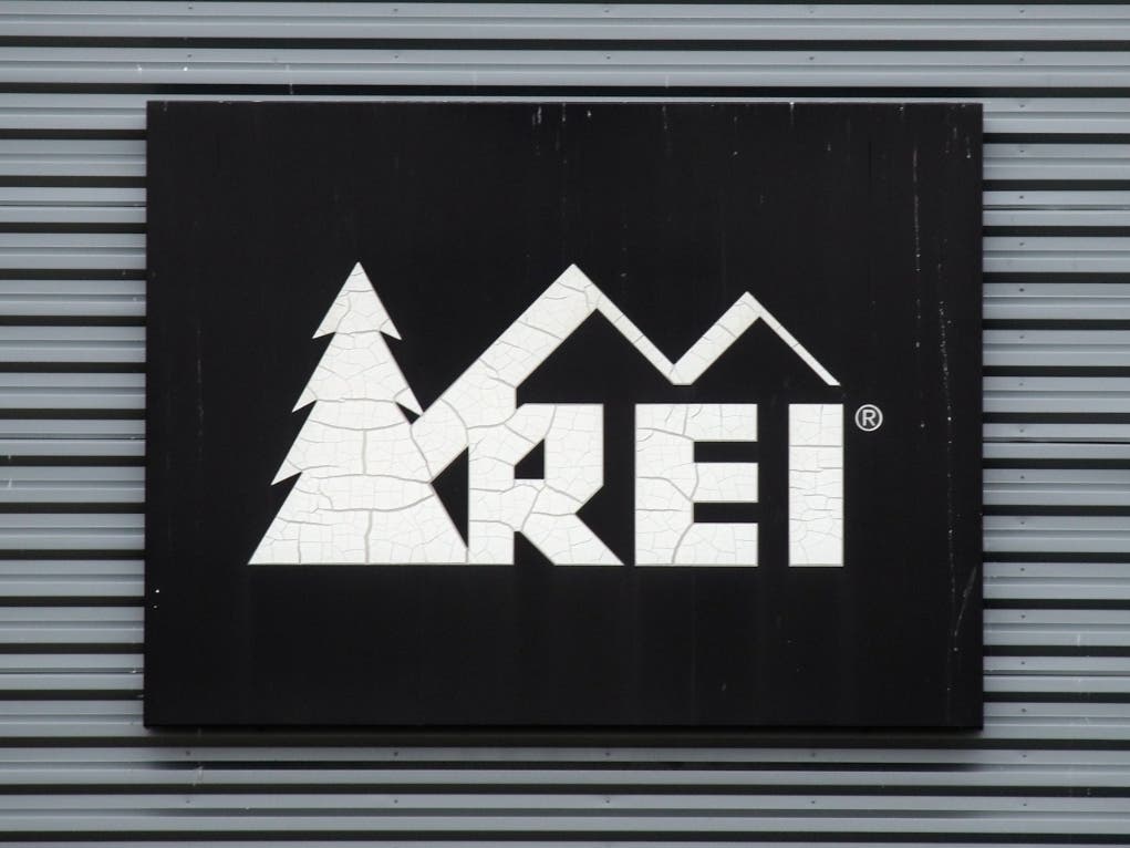 Greenvests Unite: REI Boston Employees Vote To Unionize | Boston, MA Patch