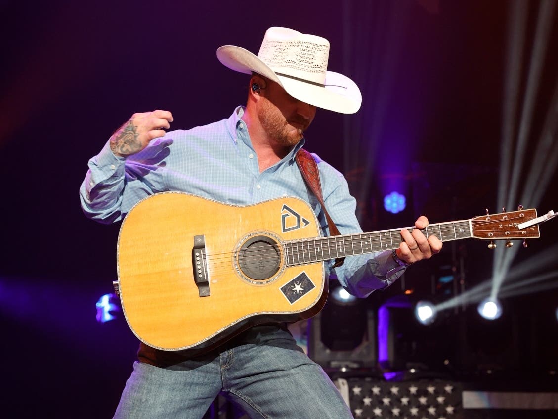 Cody Johnson performs with Chancey Williams in Nashville. 