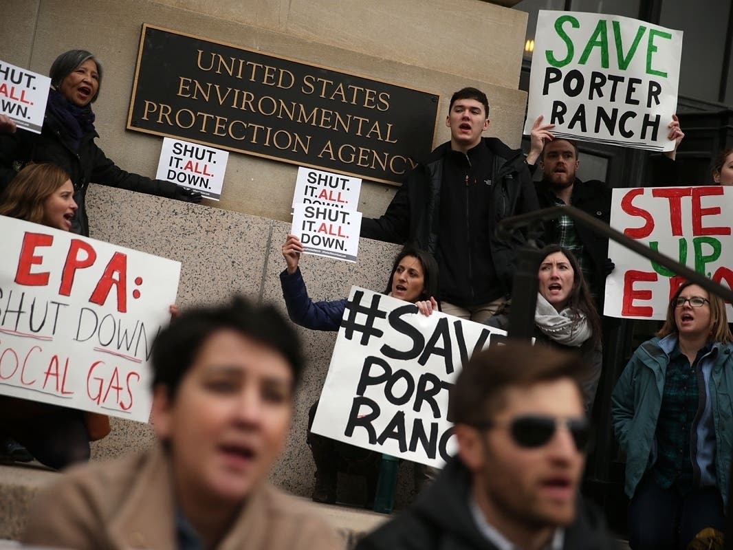 Activists demonstrate outside the Environmental Protection Agency in 2016 calling on it to shut down the Aliso Canyon storage facility.