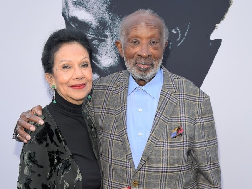 Jacqueline Avant, wife of legendary music executive Clarence Avant, was fatally shot in Beverly Hills Wednesday.