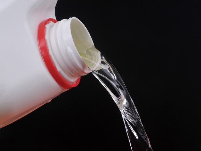 A Florida Dollar General employee is facing charges after authorities said he poured bleach into a co-worker's drink following an argument, according to the Volusia County Sheriff's Office.