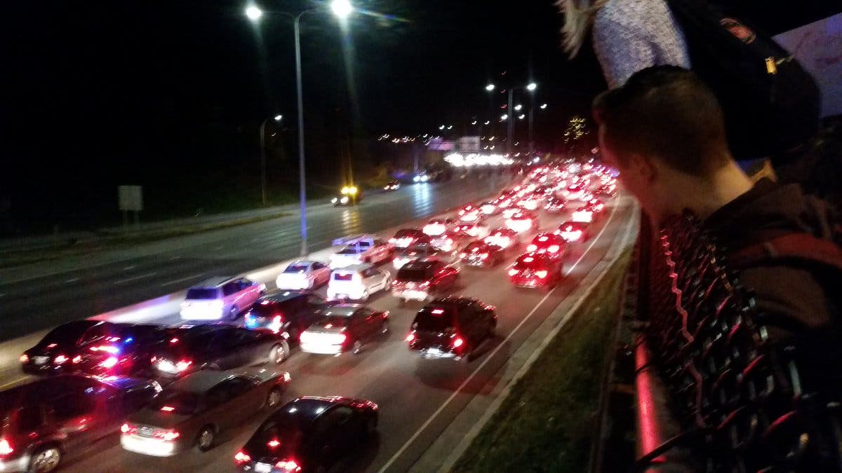 Traffic on I-94 blocked both ways