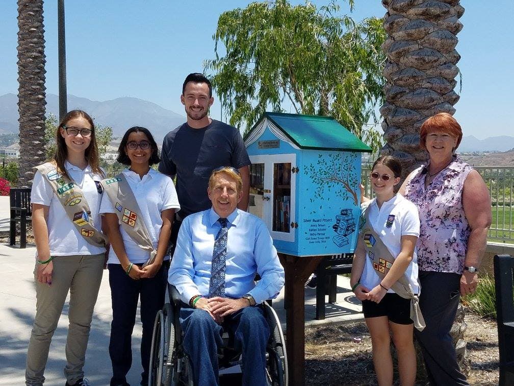 Little Free Library builder, Bradlee Rodecker, the Mayor, Scott Voights, and Stephanie Dee Smith Little Free Library builder, Bradlee Rodecker, the Mayor, Scott Voights, and Stephanie Dee Smith