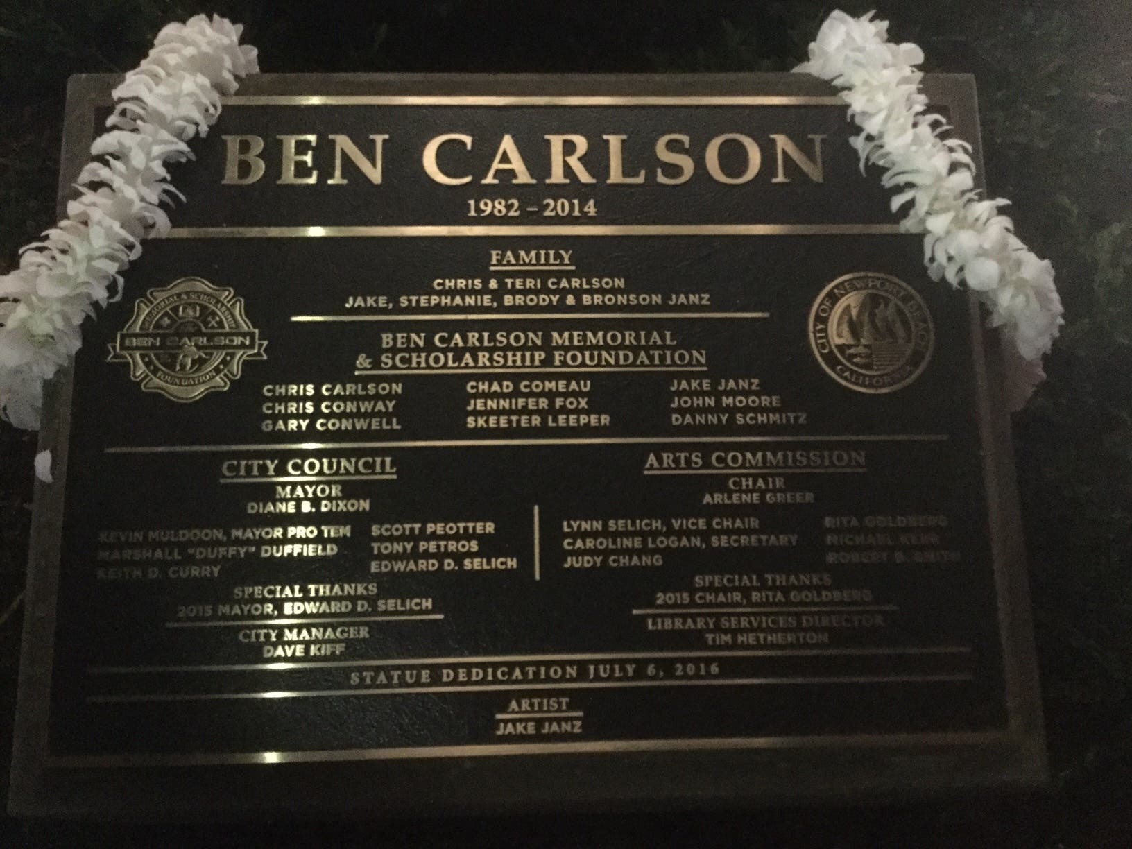 Ben Carlson Memorial Statue Plaque, Steve Concialdi Photo