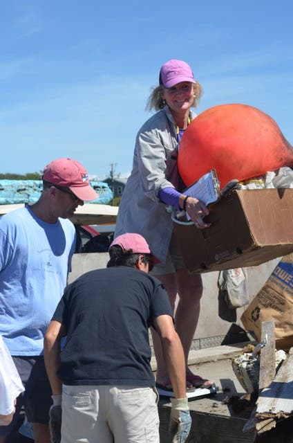 Sogkonate Garden Club Extends Thanks for International Coastal Clean-Up Sogkonate Garden Club Extends Thanks for International Coastal Clean-Up