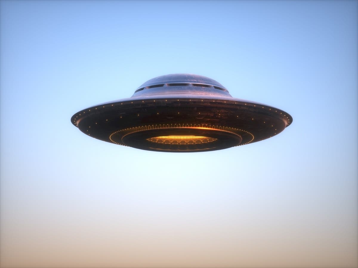 Pentagon Dump Of UFO Files Add Intrigue To CT Sightings