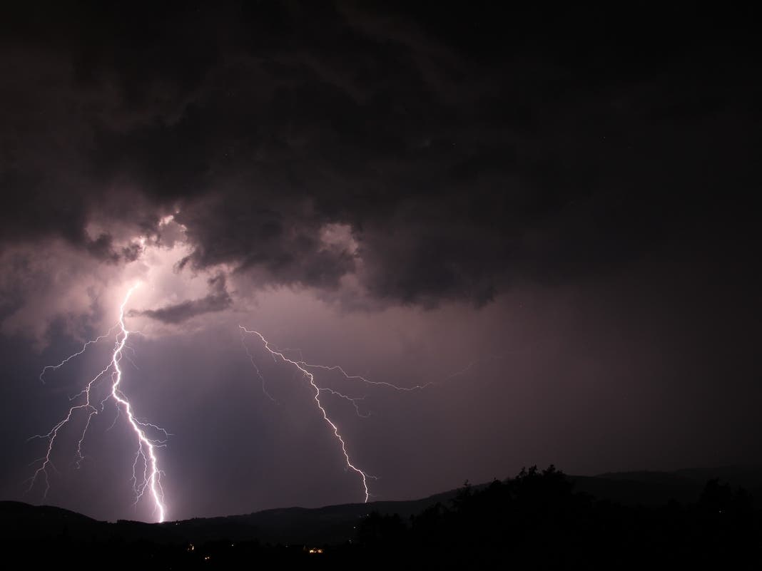 Storm, Rain Chances Return Mid-Week For Chicago Area