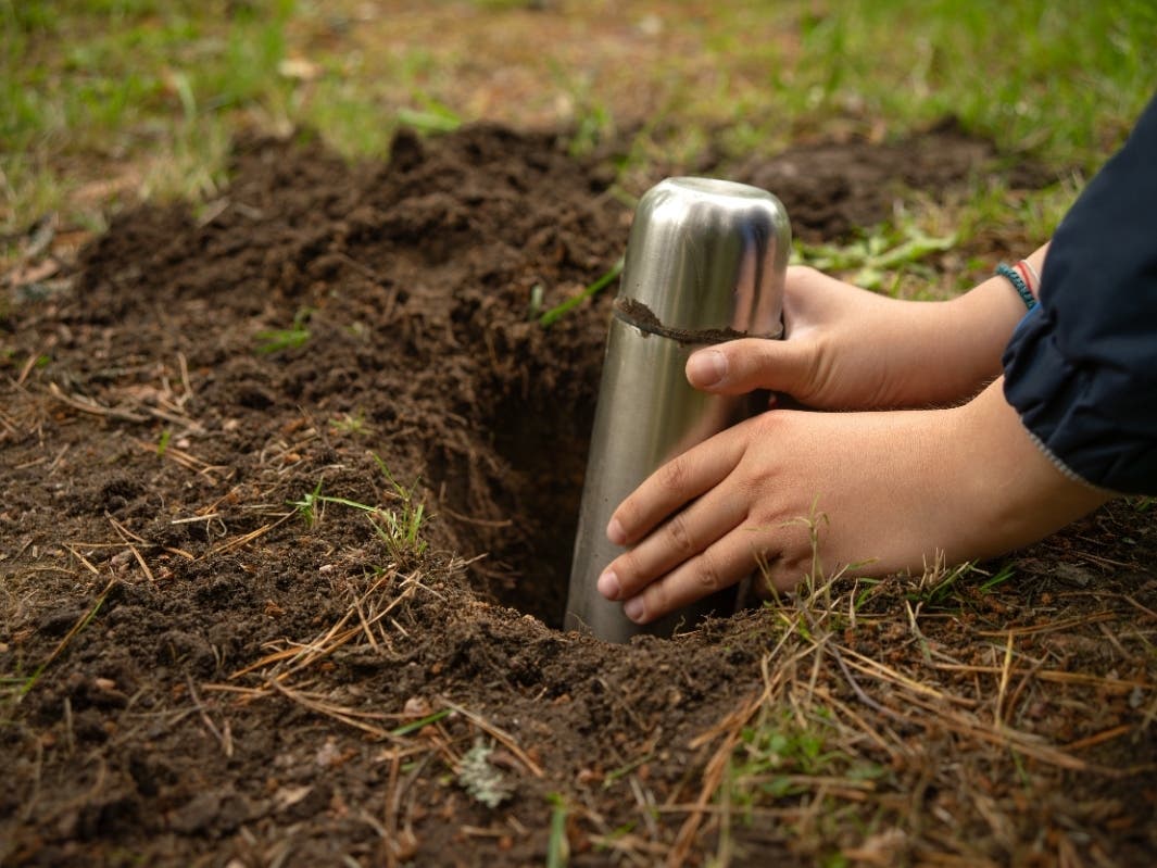 News small post card thumbnail