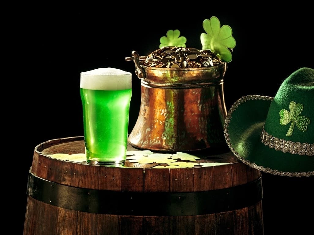 La primera cervecería artesanal irlandesa del área de Boston de barril para Norwood