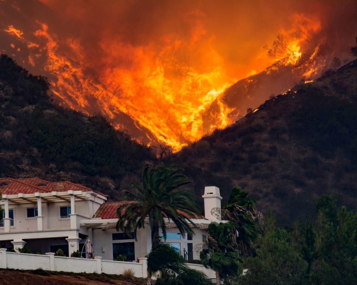 SoCal Faces 'One Of The Worst Fire Seasons On Record' - Vimarsana News