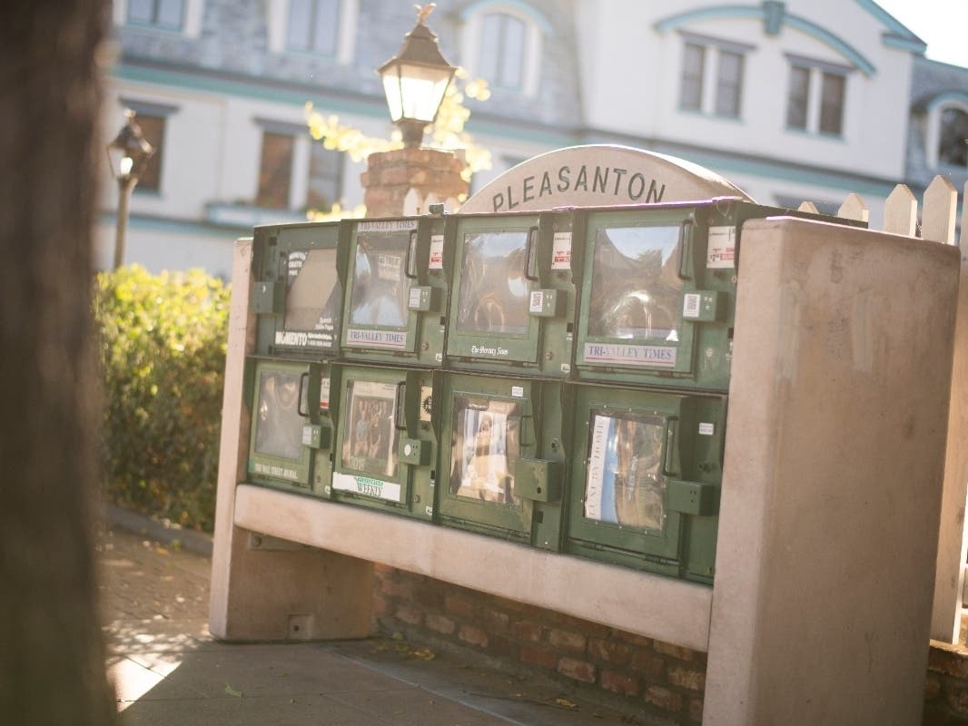 News small post card thumbnail