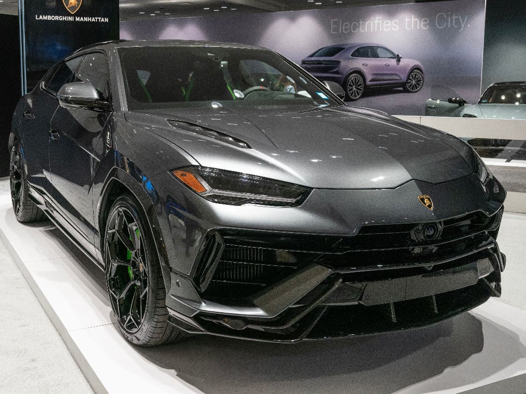 Police Chase Stolen Lamborghini Onto Route 17, Garden State Parkway: Paramus PD