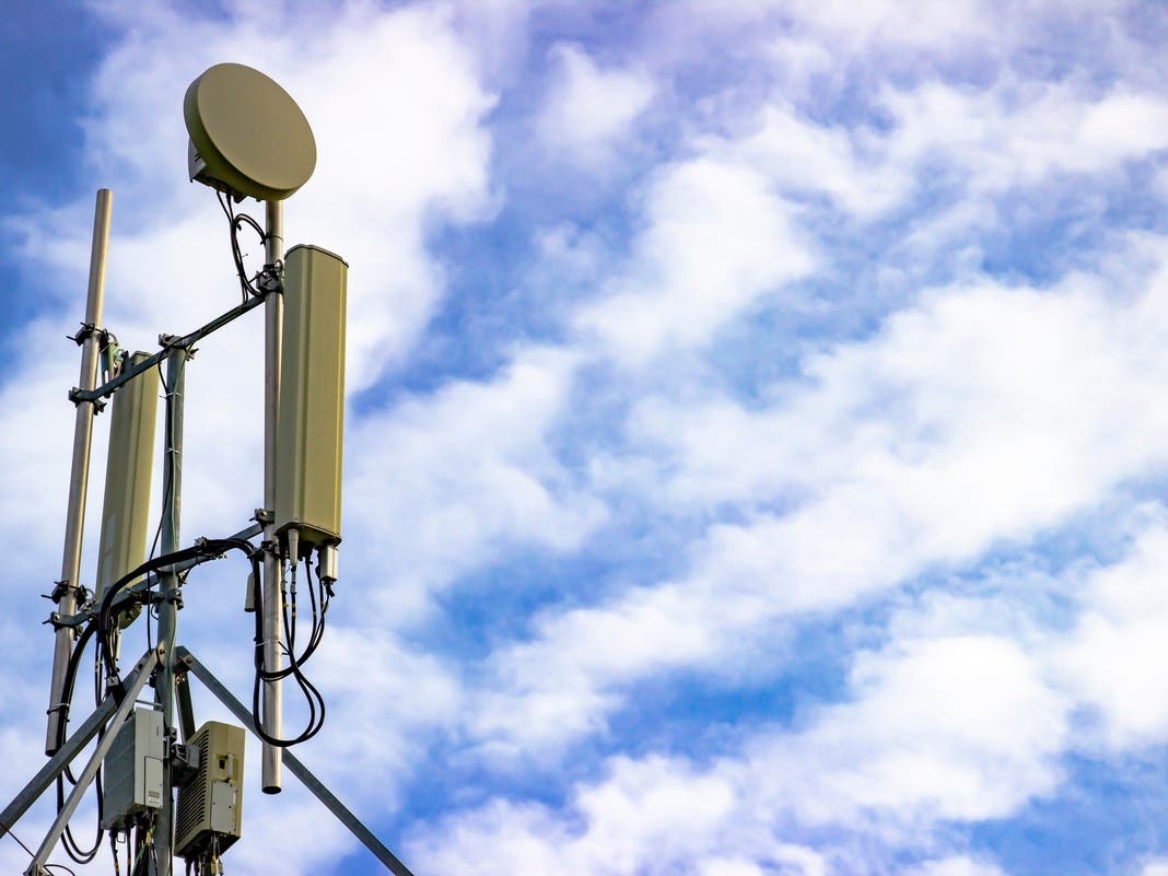 Pleasanton Council Eyes New Wireless Rules Aimed At Expanding Cell Service