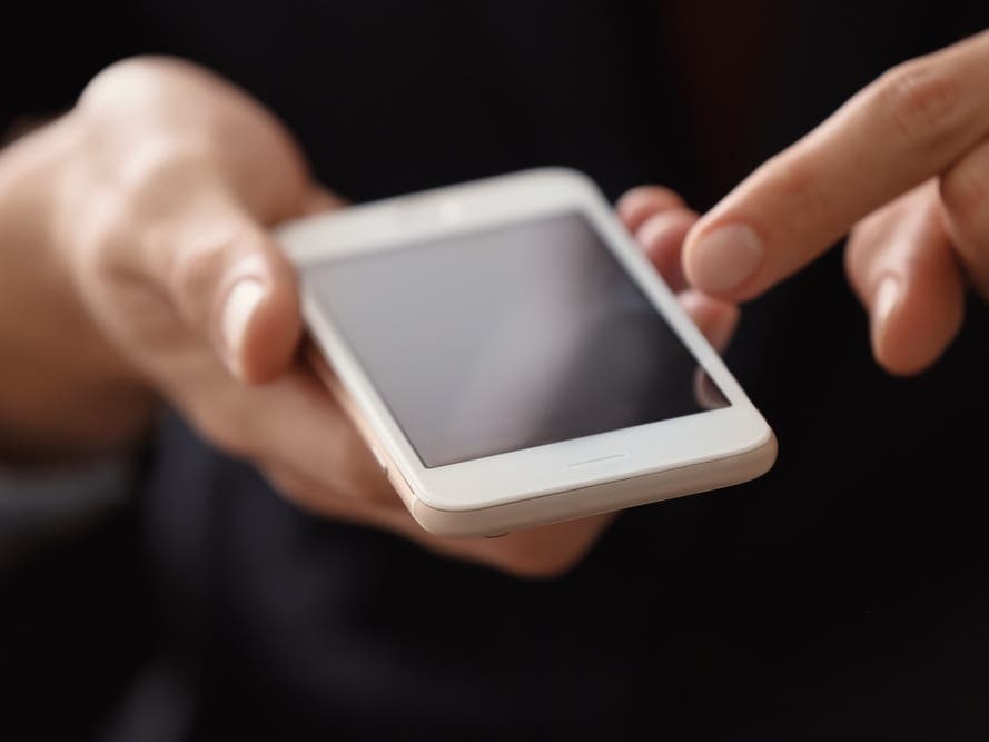 How To Claim Your $95 From The $250M Apple iPhone Settlement 