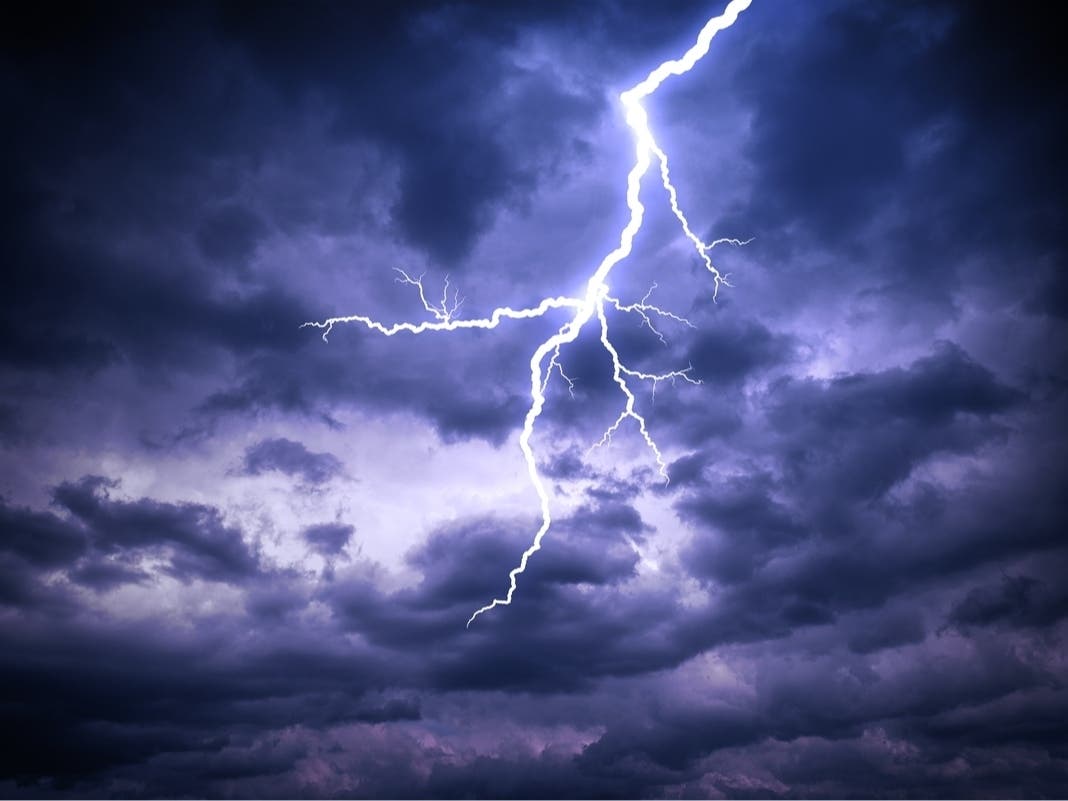 Tragic Lightning Strike Claims Life of Mother and Toddler in Central Florida