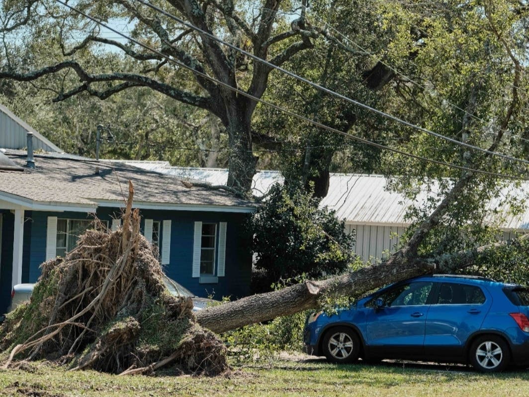 FL Death Toll From Hurricane Isaias Rises To 6, DeSantis Says