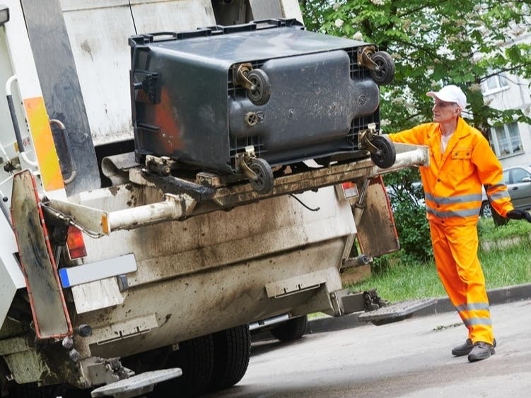 Threat Of Sanitation Strike In LA County Looms As Worker Contracts Expire, Union Says