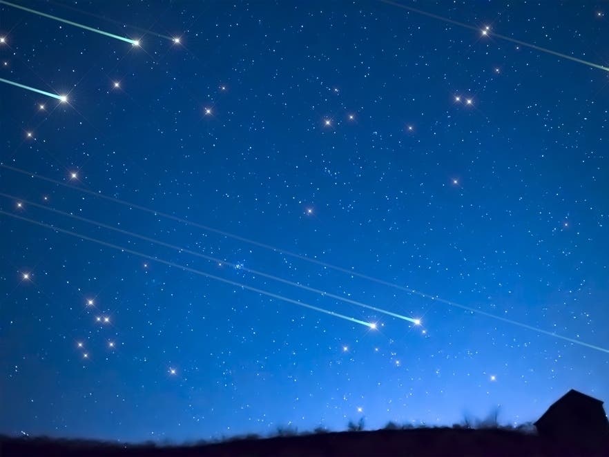 Perseids, Solar Eclipse, Blood Moon Highlight August Skywatching In WI
