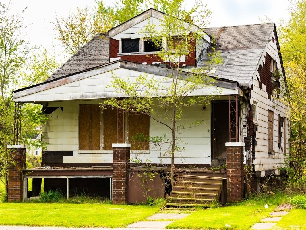 Blight Ordinance Changes Topic Of Southington Hearing Next Week