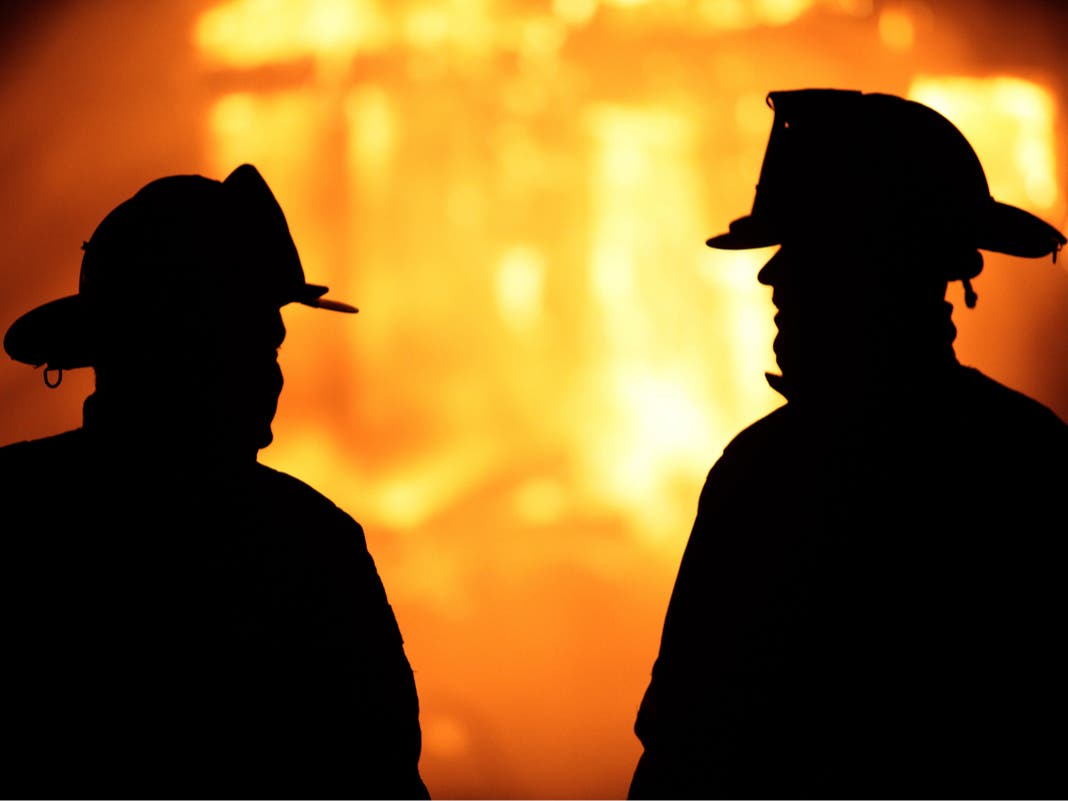 Evanston Firefighters Stop Backyard Blaze From Spreading To Home On Milburn Street