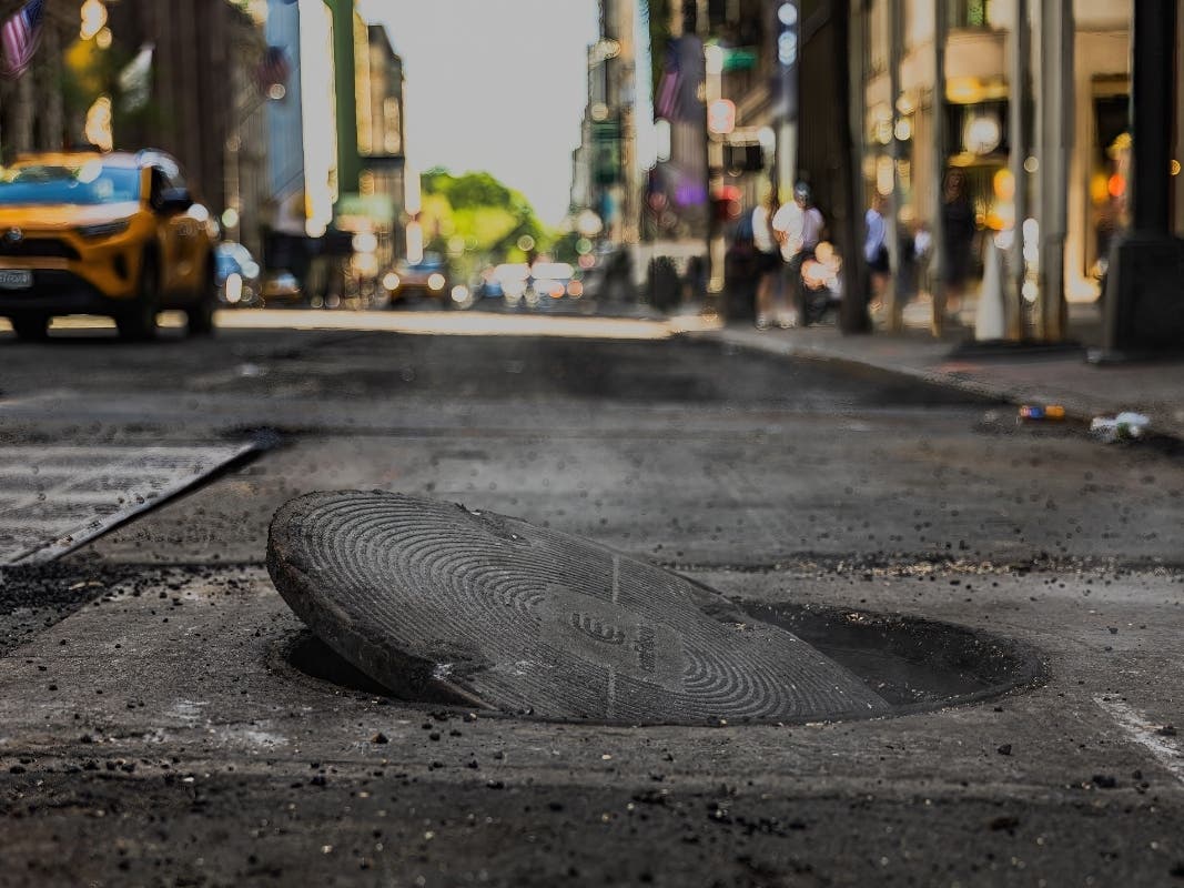 People Mysteriously Emerge From NYC Manhole, NYPD Investigate 