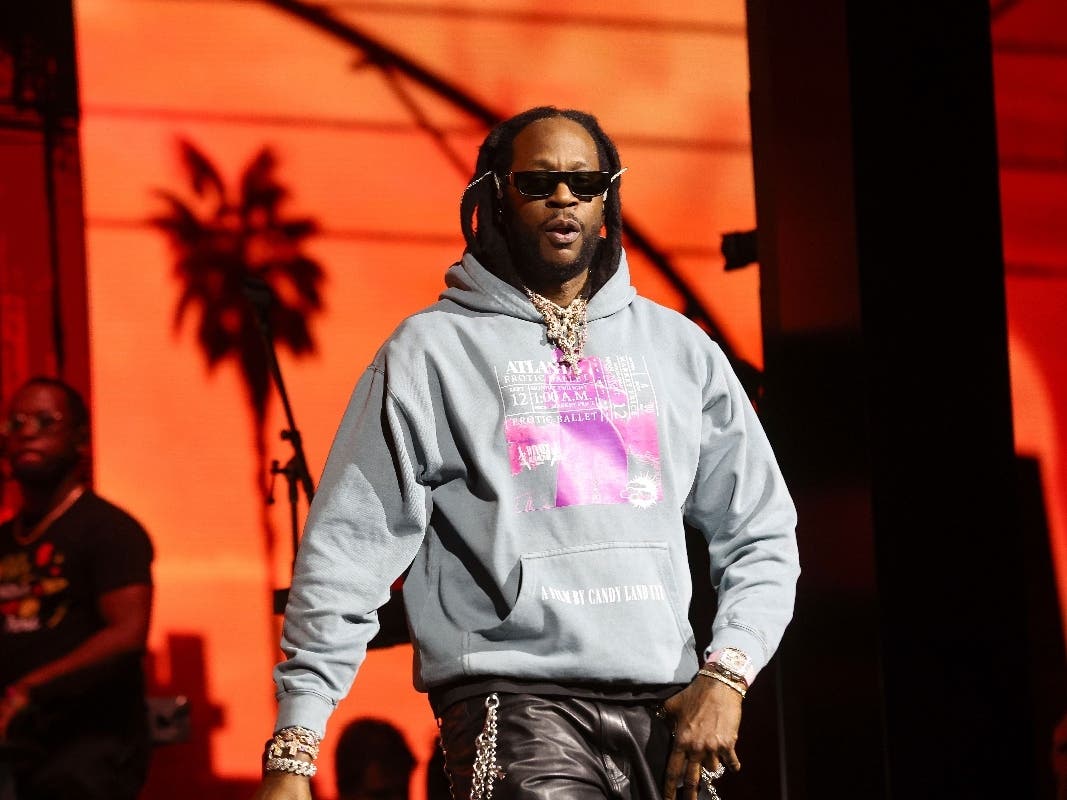 Coachella 2025 Weekend One, Indio, California, USA
Hip-hop artist 2 Chainz surprise guests with Mustard on stage at the 2025 Coachella Valley Music and Arts Festival on Friday, April 11, 2025 in Indio, CA.