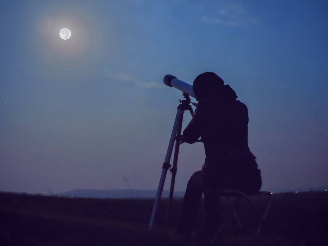 How To Watch SpaceX's Rocket Crash Into The Moon Tonight