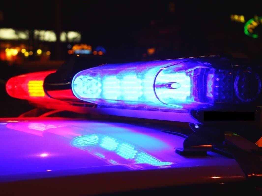 Dunkin Donuts At 98th Street And Western Robbed At Gunpoint