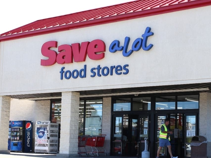 PA Mom Stabs Woman As Children Watch, Beg Her To Stop Report Across