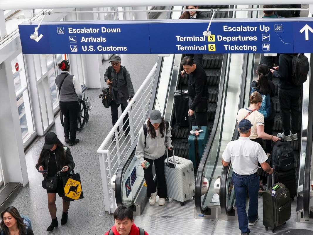 E-Bike Rider Airlifted After Crash | Measles Airport Exposure | Ex-Bears Kicker Resigns From School: IL News