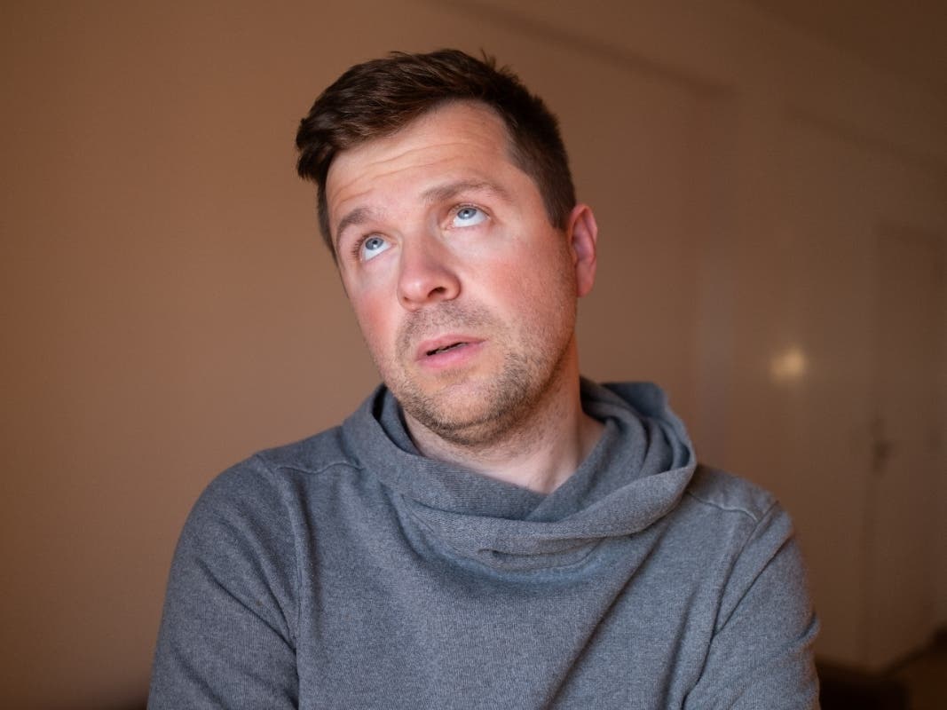 How To Respond To Nosiness Without Being Rude [The Question]