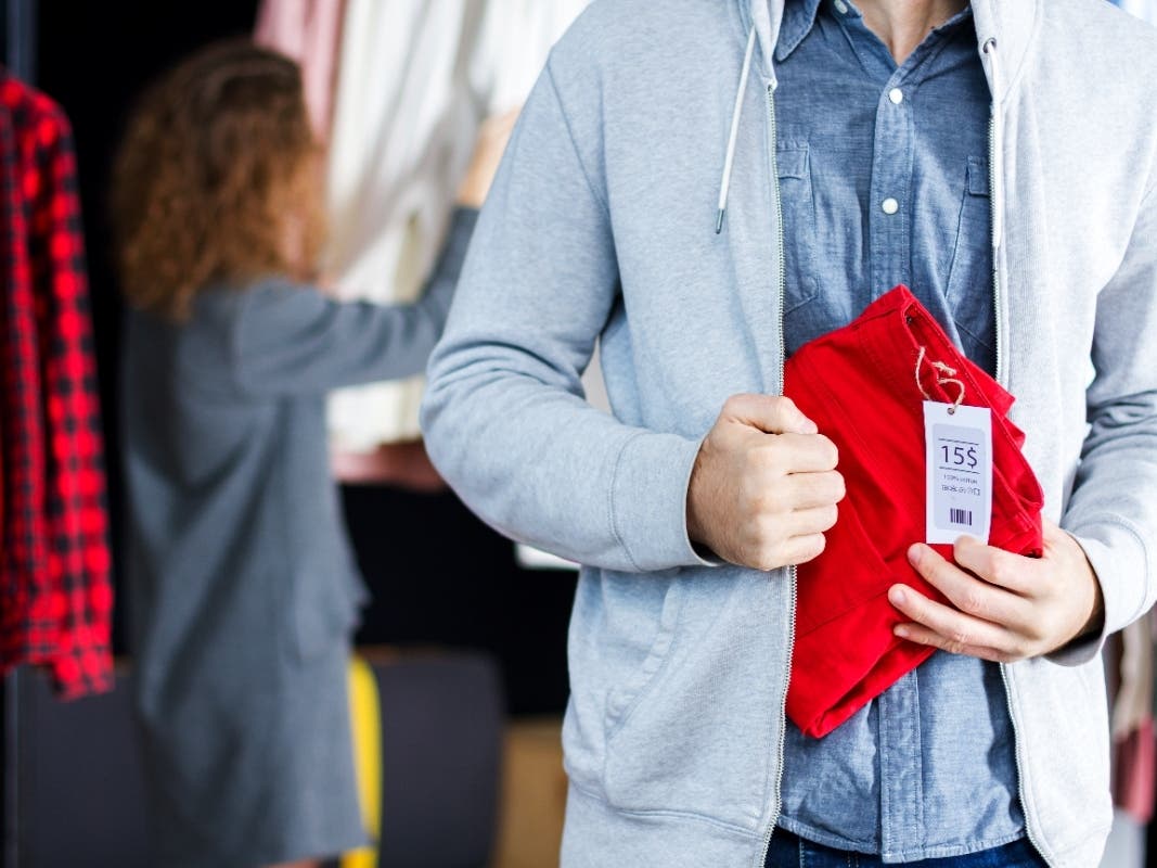 What To Do After Witnessing Someone Stealing [The Question]