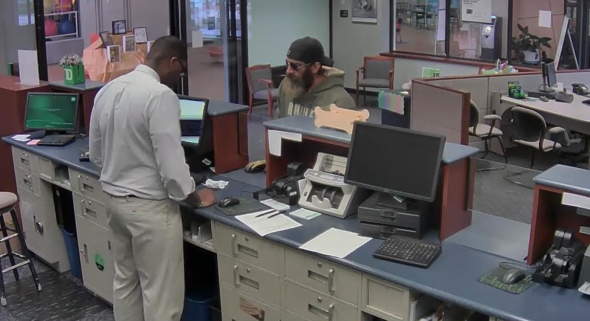 https://patch.com/img/cdn20/users/103600/20170524/114931/styles/raw/public/article_images/mansfield_td_bank_rob_2-1495684041-1389.jpg