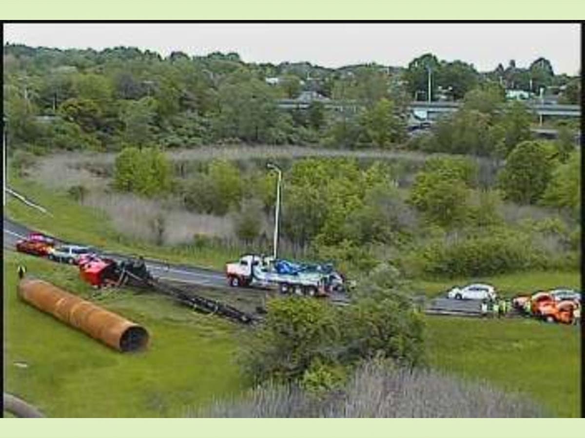 https://patch.com/img/cdn20/users/103600/20170526/111837/styles/raw/public/article_images/southington_tt_crash-1495811417-1218.jpg