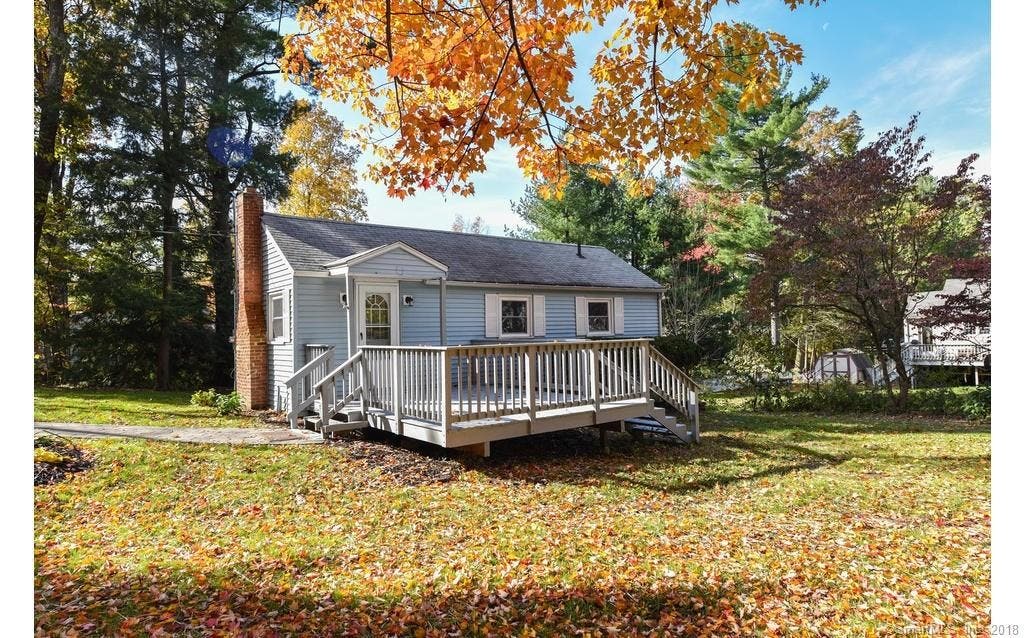 Lake Garda Cottage Hits Market In Farmington Farmington Ct Patch
