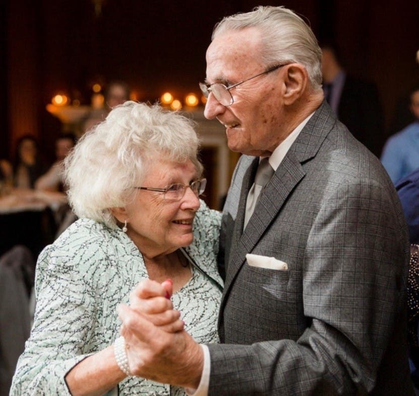 Bob and Nancy Shellard were separated on their 67th anniversary due to coronavirus restrictions but Bob found a creative way to celebrate it anyway.