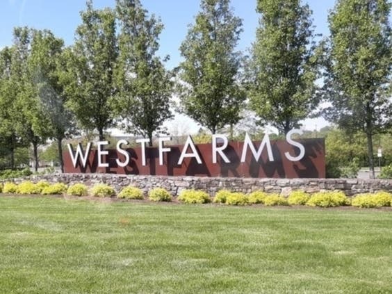 Westfarms mall