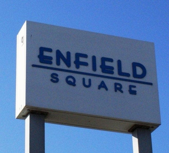 Police responded to a bomb threat at the Enfield Square mall Friday.