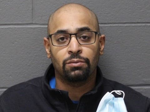 Man Facing Felony Charge In Southington For Gun Image Threat: PD - Vimarsana News