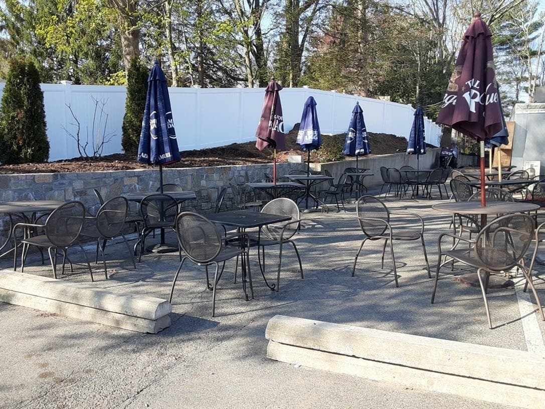 The Connecticut restaurant industry is calling for the "swift replenishment" of the federal Restaurant Revitalization Fund. 