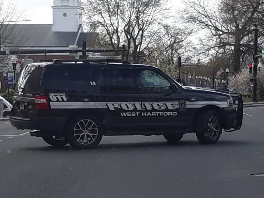 Two accused thieves were rounded up in s West Hartford case, police said. 